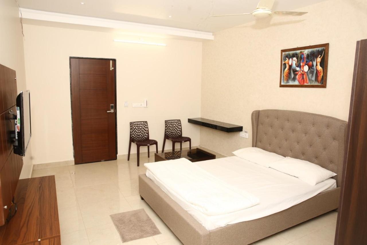 Hotel S-Inn Pālakollu 外观 照片